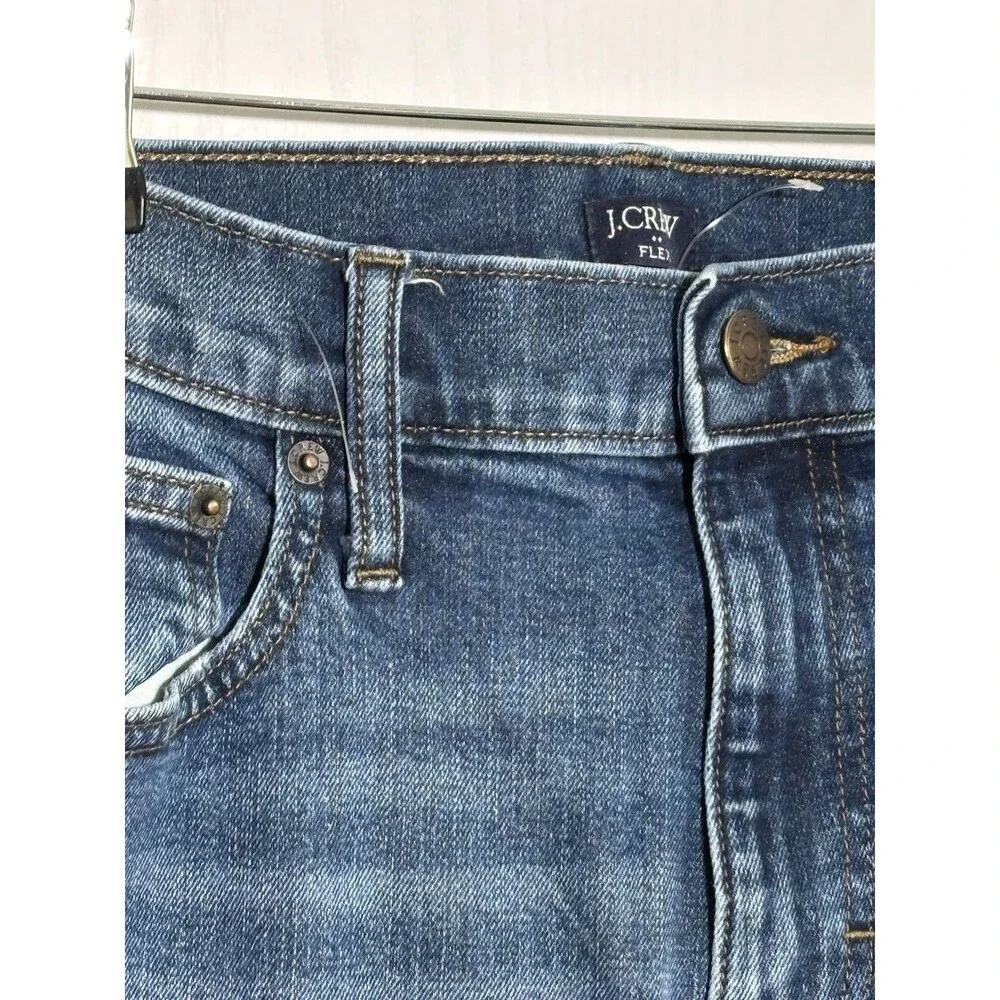 J. Crew sits waist